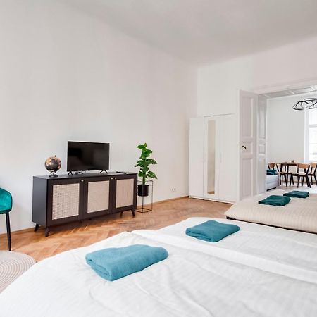 City Center Premium Apartment Praga Exterior foto